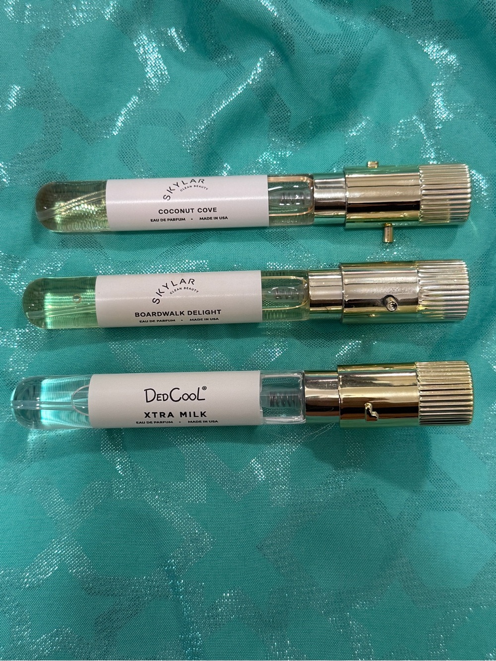 XTRA MILK Eau de Parfum Spray — Clear/Gold